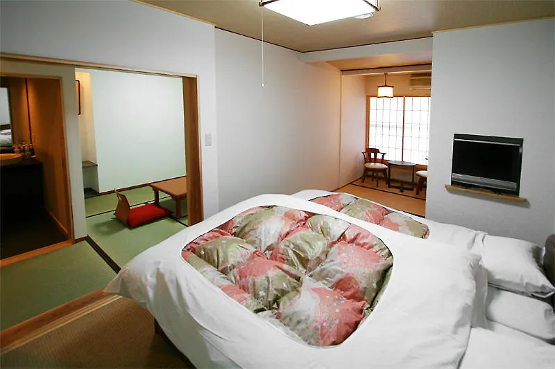 ***  Masutomi Ryokan Hakone Japan